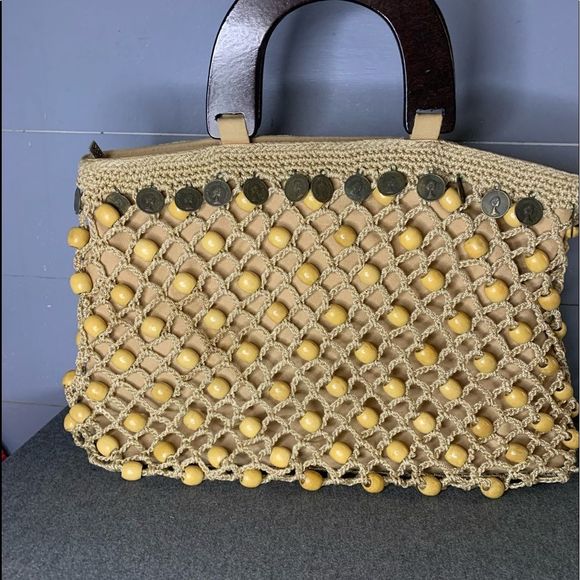 ***Vintage*** The Sak Original crochet purse with Queen Elizabeth Coins - Picture 1 of 8